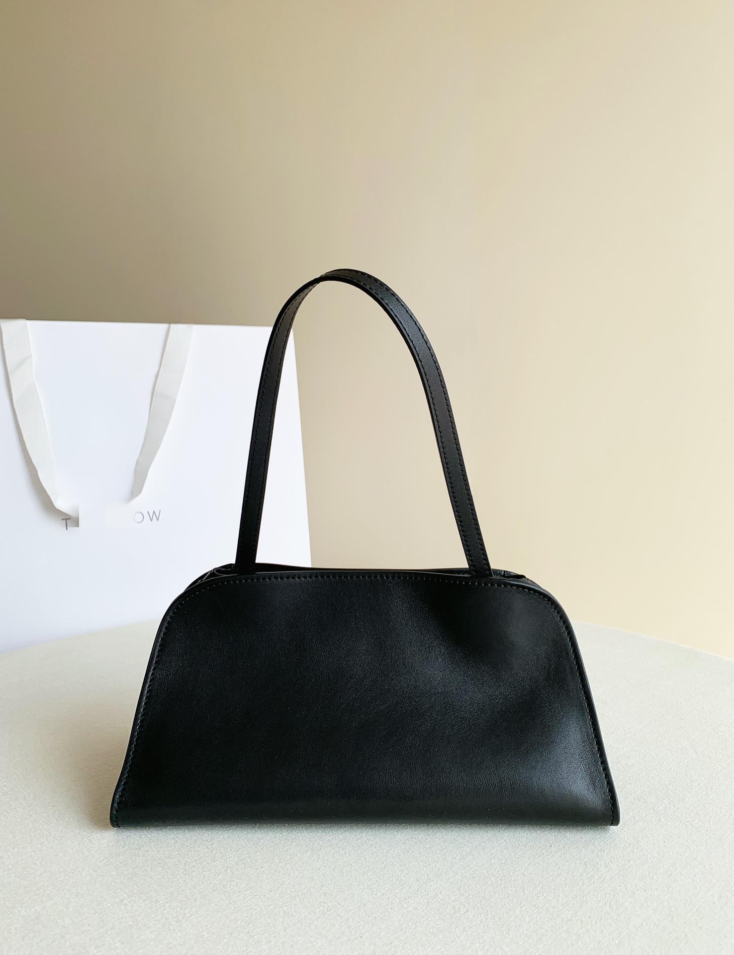 Row 黑色 Peggy Clutch