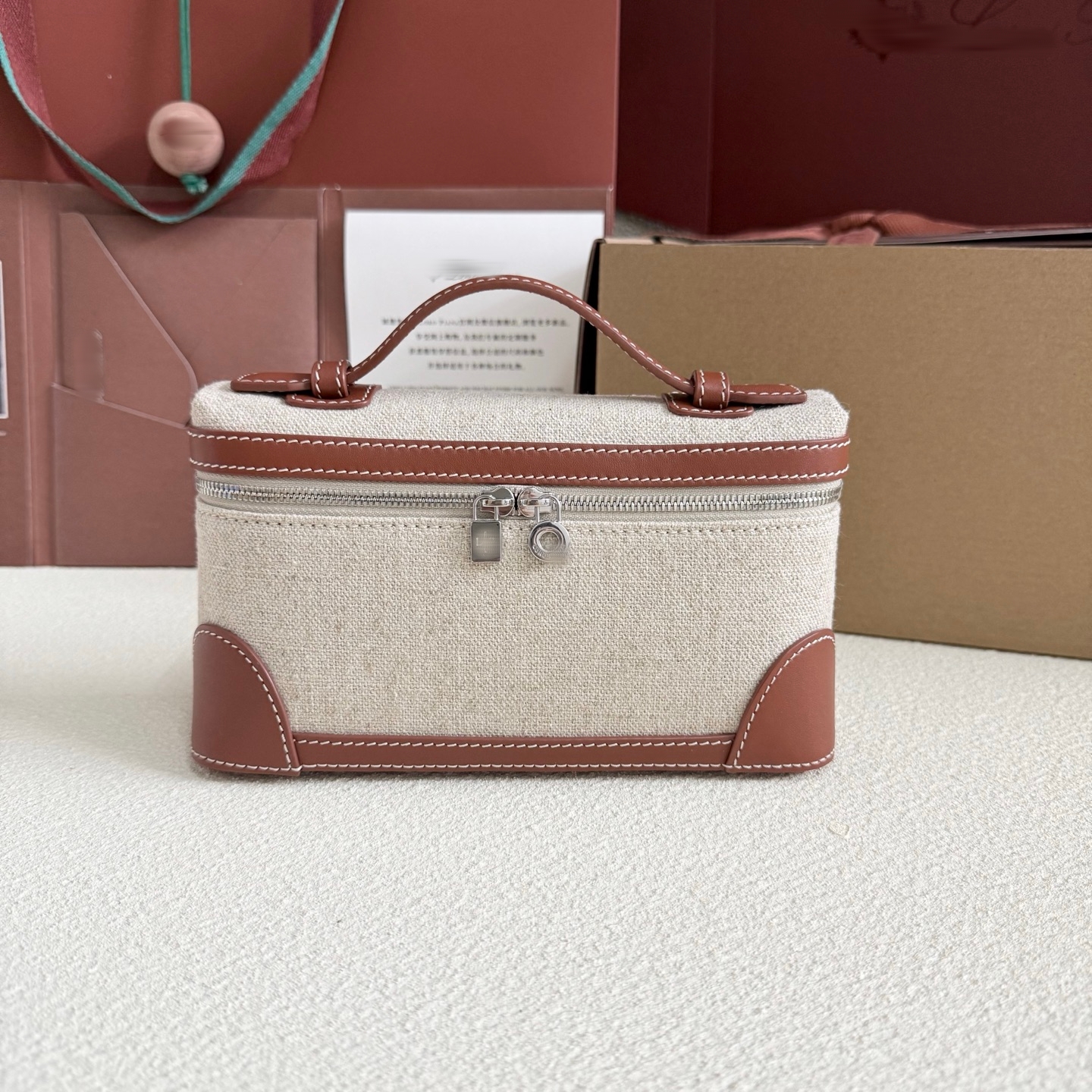 LP19 亞麻棉布棕 錘紋牛皮 飯盒包