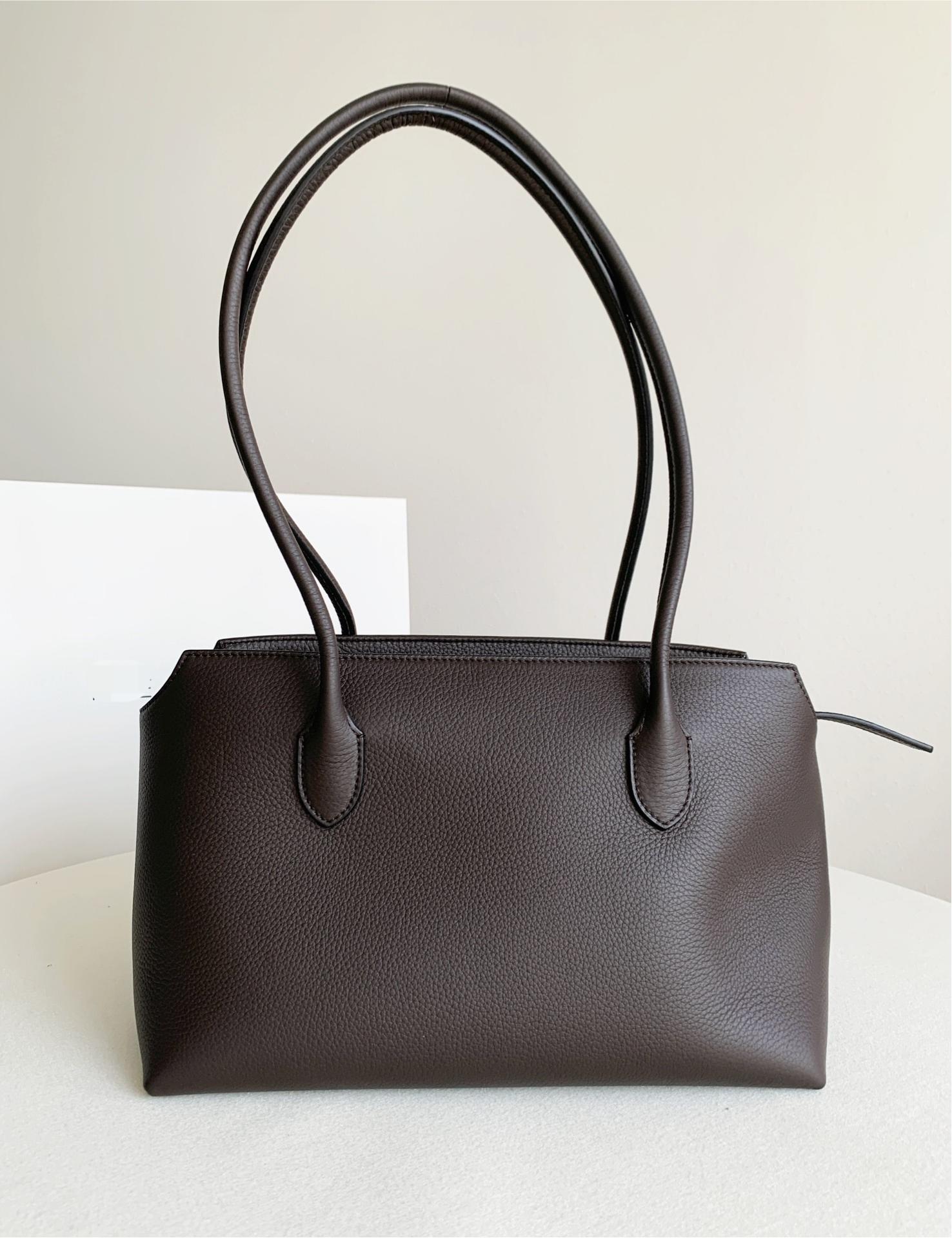 Row Terrasse 深棕色