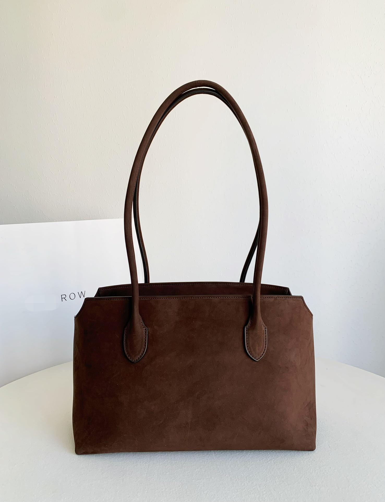 Row Terrasse 烏木棕