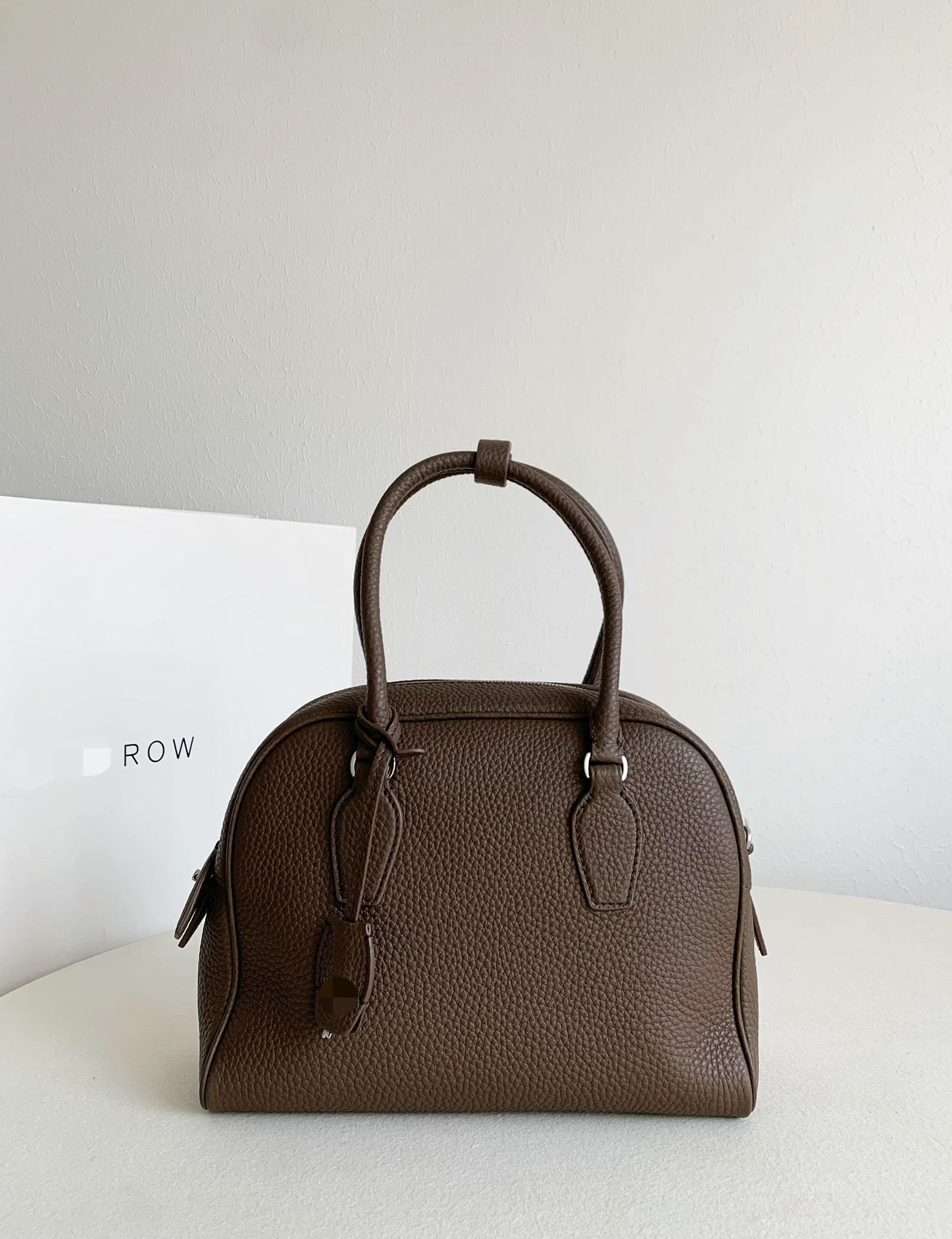 Row India10 深橄欖色