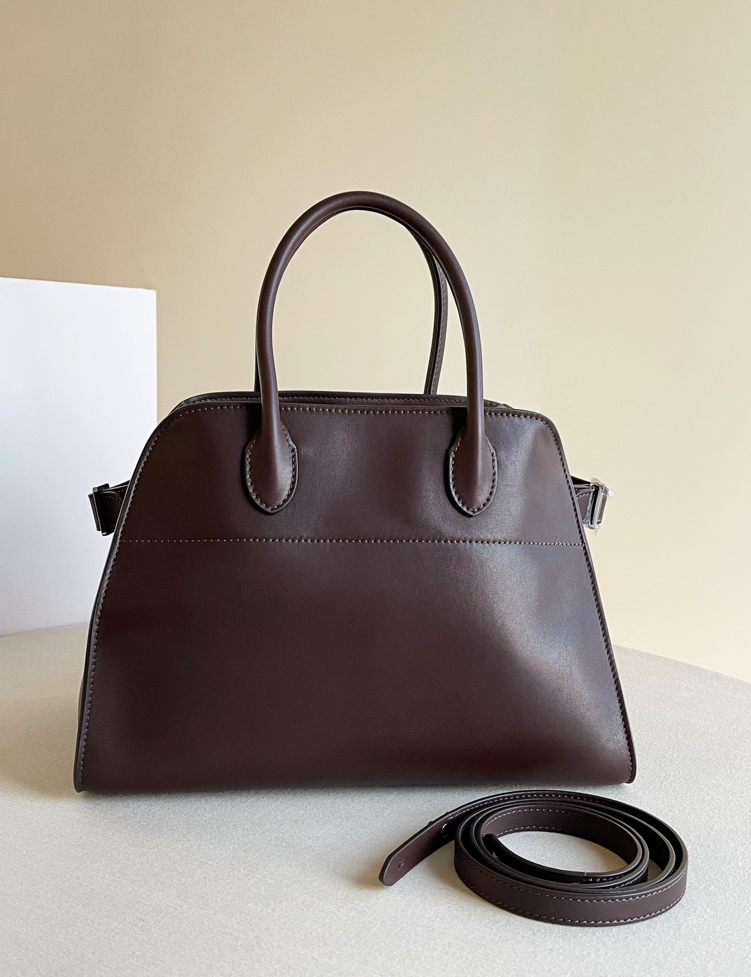 Row Margaux12 中號 馬鞍皮 深巧棕