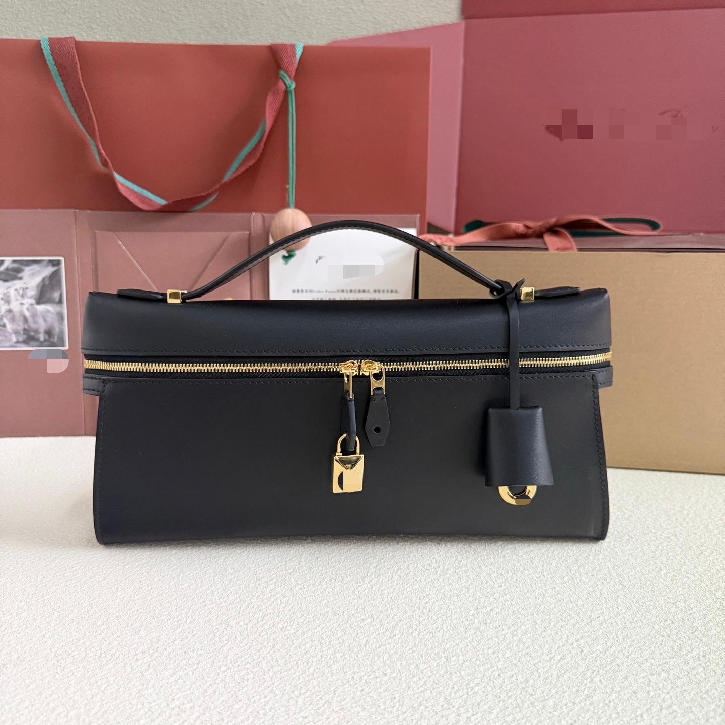LP29 黑色平紋 Extra Clutch 手拿包