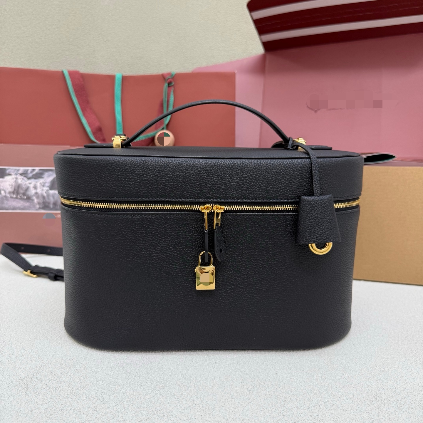 LP Extra Vanity 30 大號化妝包 牛皮 黑色